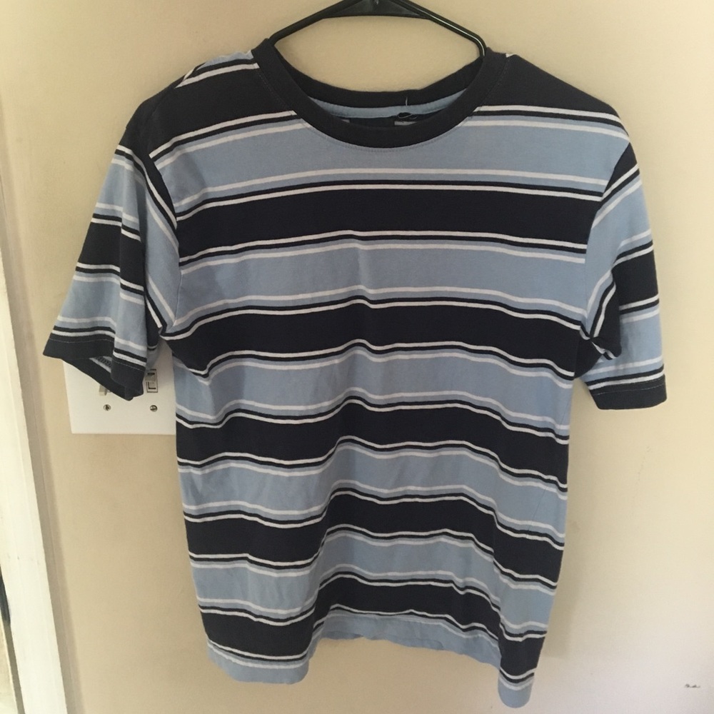 blue striped tee